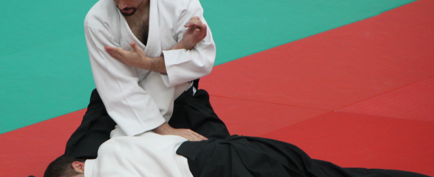 Control absoluto del agresor